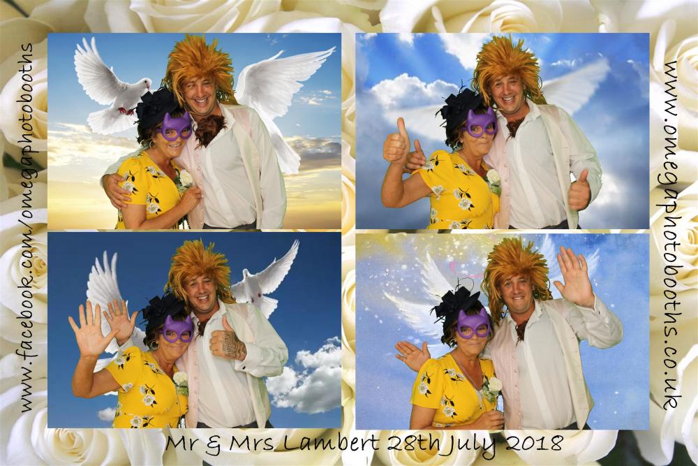 Hannah & Mikes Wedding | View more photos from the event at gallery.omegaphotobooths.co.uk/u/Omega-Photobooths/Hannah-Mikes-Wedding